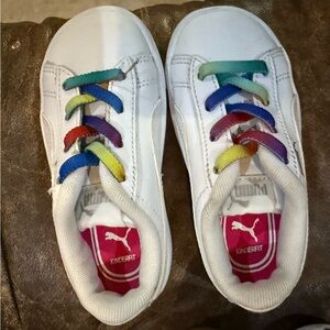 Puma White Shoes with Multicolor Laces